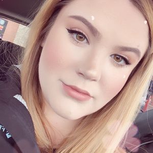 Meet your Posher, Mackenzie